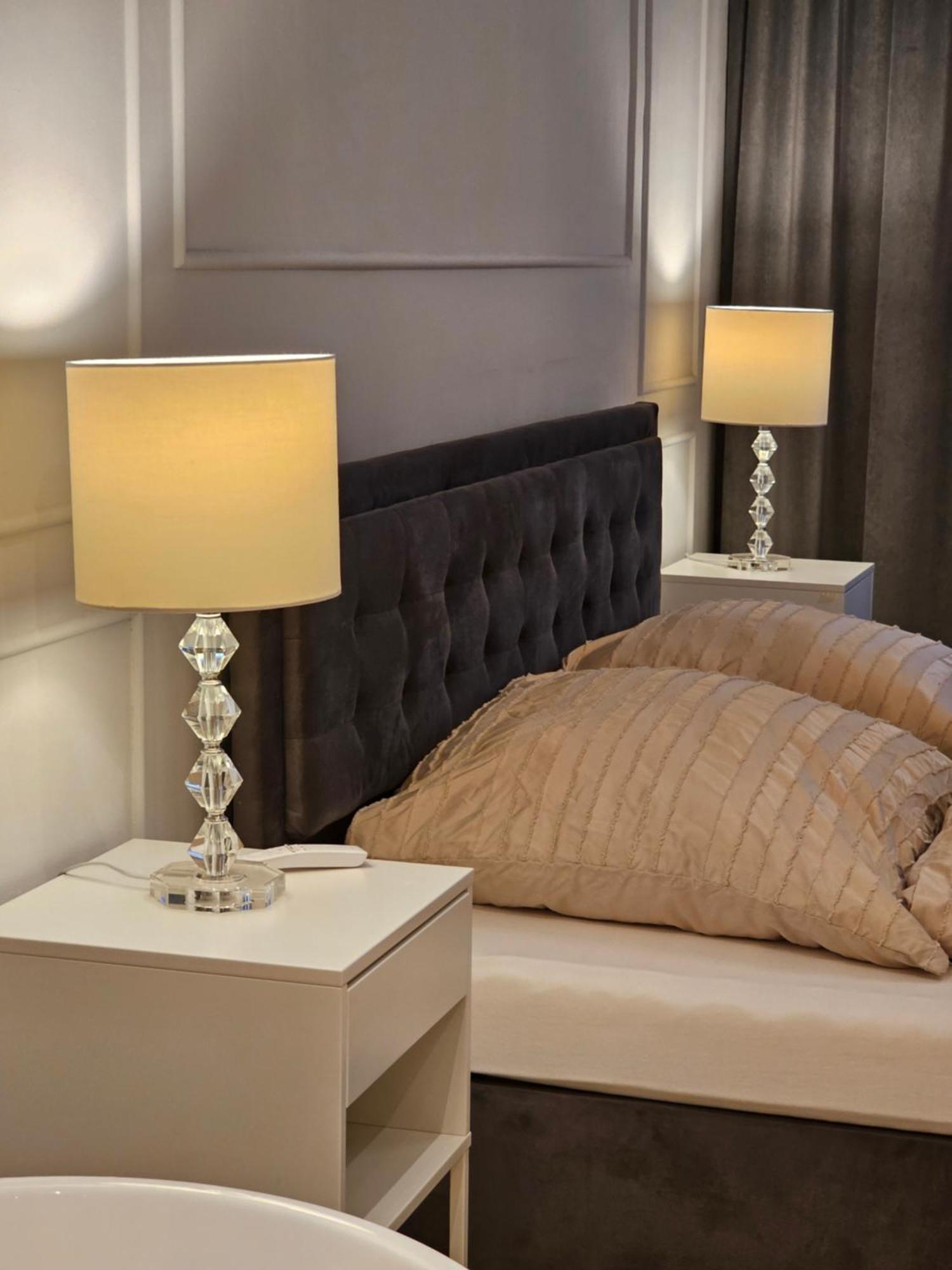 Luxury With Sauna In Center Vienne