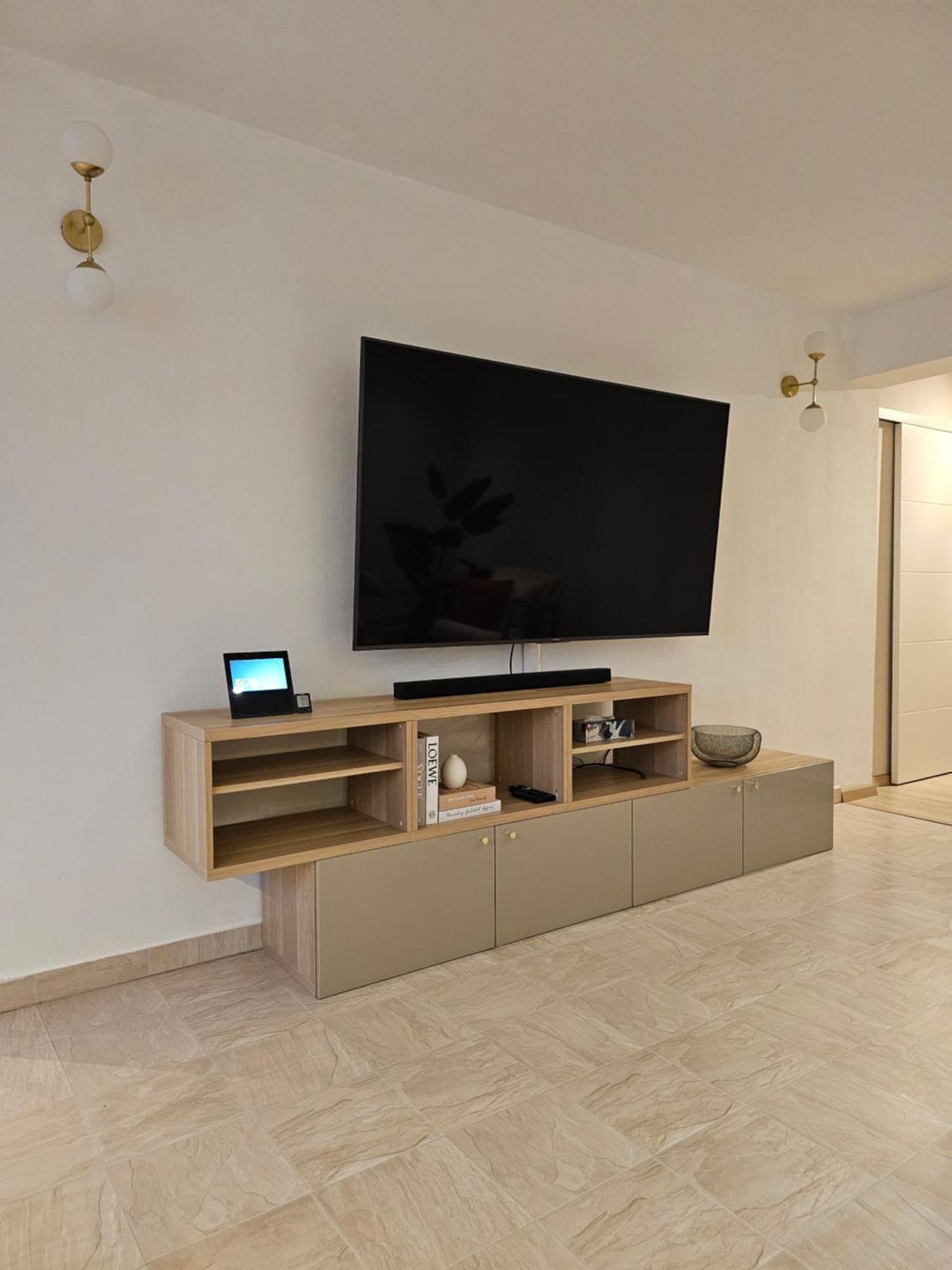 Luxury With Sauna In Center *